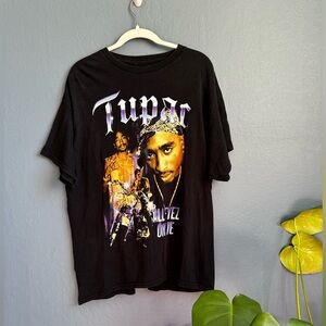 Tupac All eyes on me T-shirt